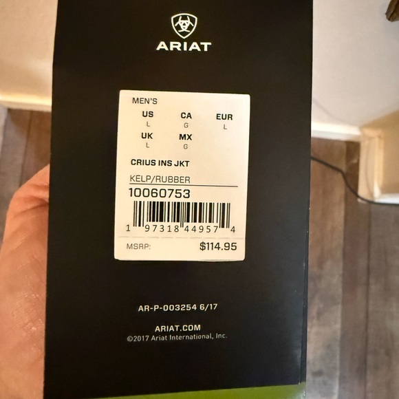 Ariat Men's Beige and Brown Puffer Jacket - Picture 3 of 5